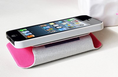 輕盈奢華 2012年新款韓版iPhone5專用手機皮套如何定義經典與實用并存？
